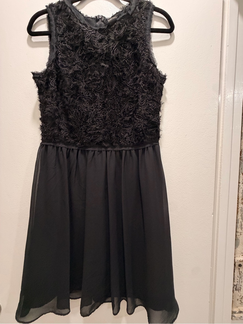 Black Floral-Texture Sleeveless Party Dress